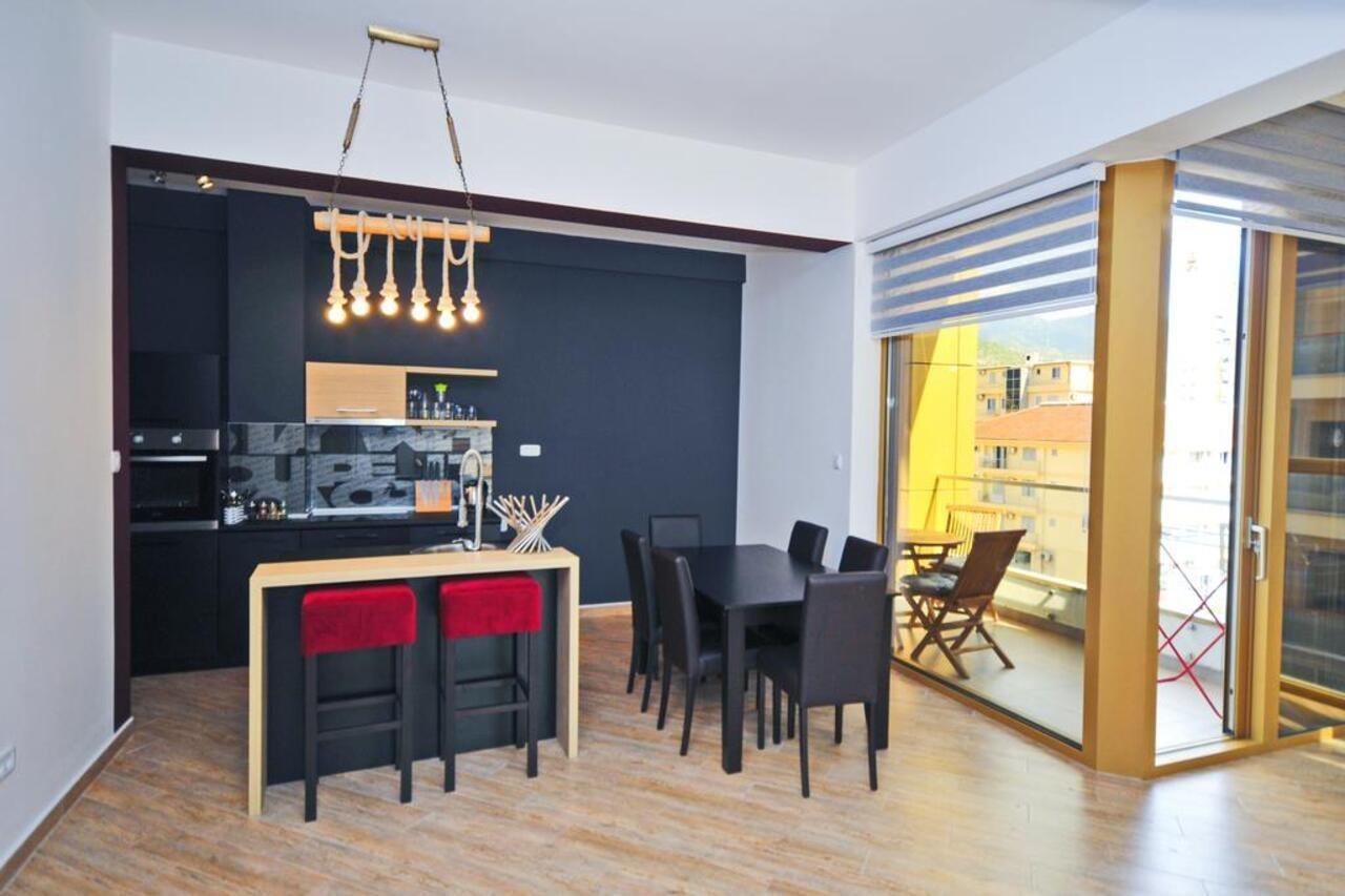 Sea Breeze Lux Apartments Μπούντβα Εξωτερικό φωτογραφία