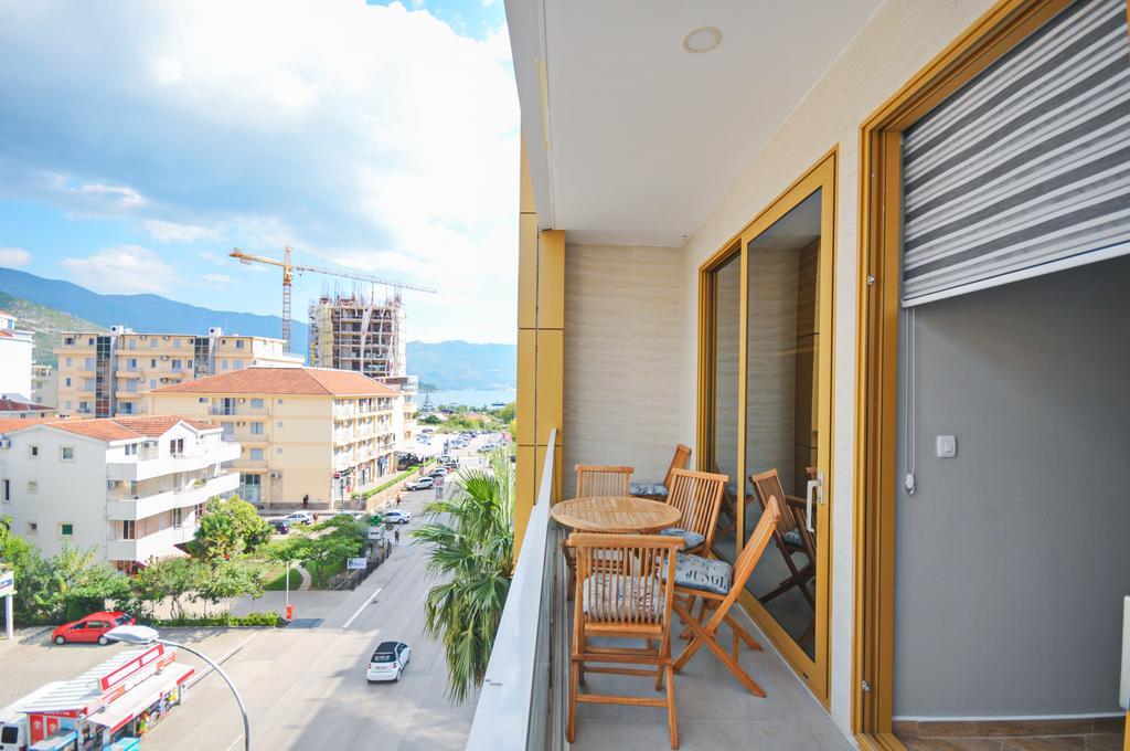 Sea Breeze Lux Apartments Μπούντβα Εξωτερικό φωτογραφία