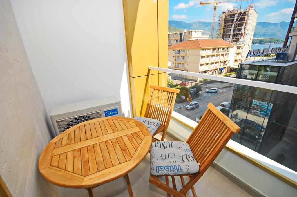 Sea Breeze Lux Apartments Μπούντβα Εξωτερικό φωτογραφία