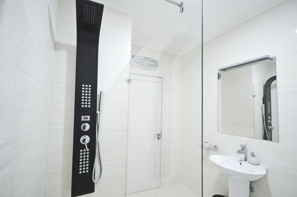 Sea Breeze Lux Apartments Μπούντβα Εξωτερικό φωτογραφία