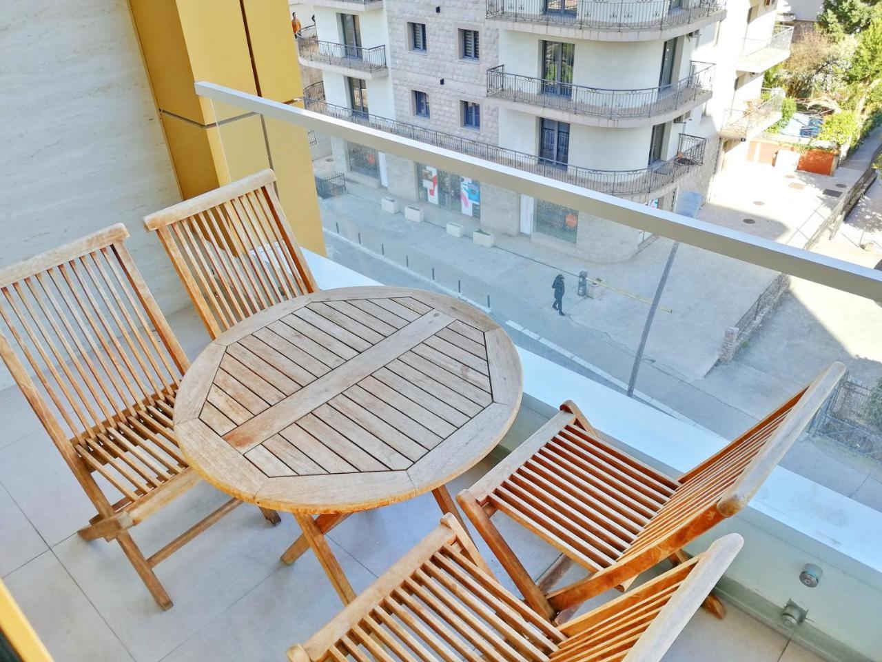 Sea Breeze Lux Apartments Μπούντβα Εξωτερικό φωτογραφία