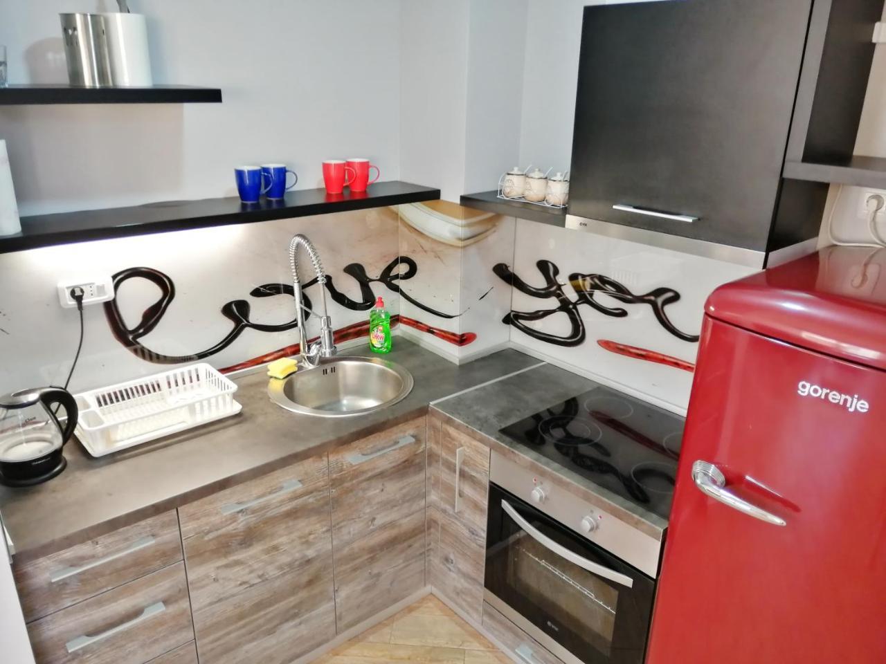 Sea Breeze Lux Apartments Μπούντβα Εξωτερικό φωτογραφία